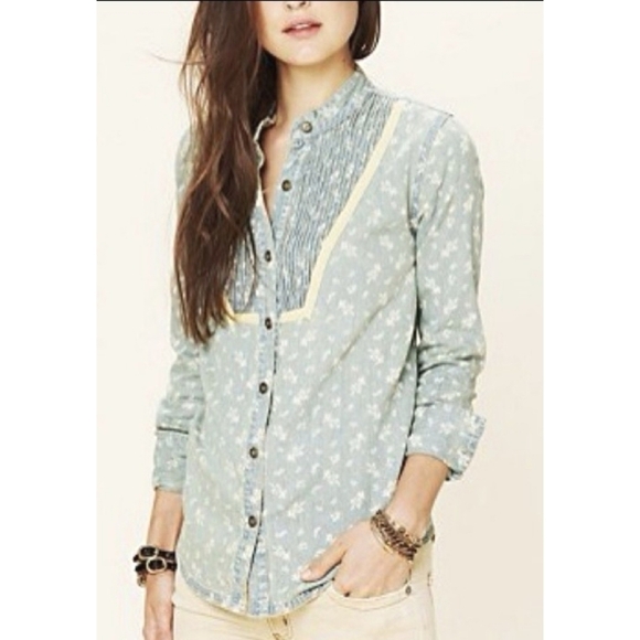 Free People Tops - Free People Hillside Chambray Pintuck Bib button down shirt Size XS